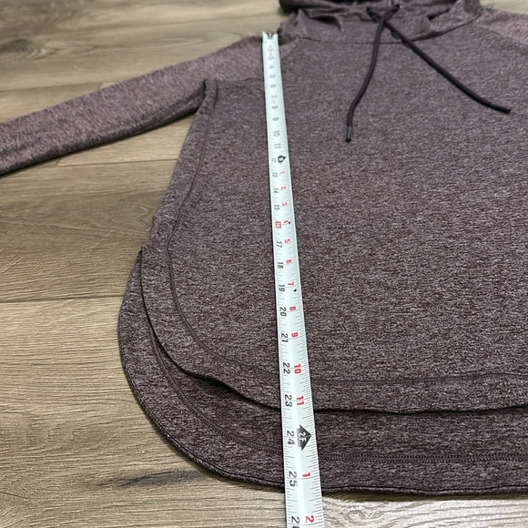 Athleta Uptempo Long Sleeve Thumbholes Hoodie Top Heather Purple Size XS - Picture 11 of 14